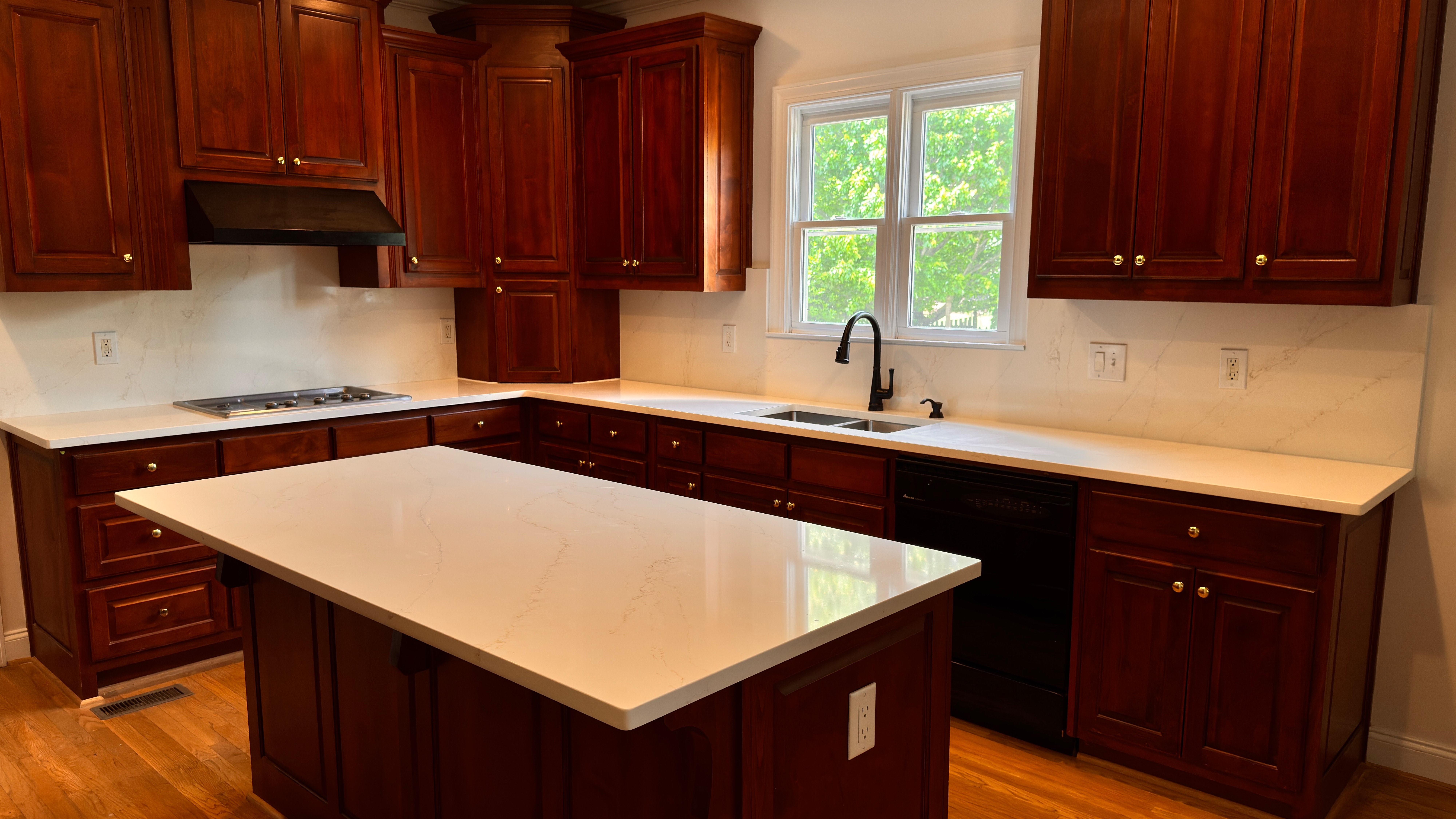 Traditional Cherry Kitchen